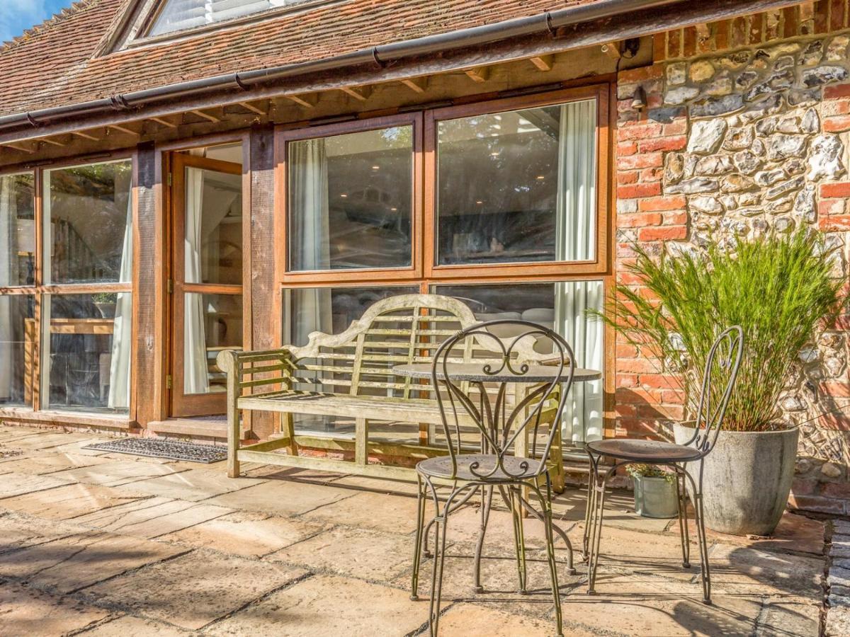 Pass The Keys Peaceful And Beautiful 1 Bedroom Barn Conversion Chichester Dış mekan fotoğraf