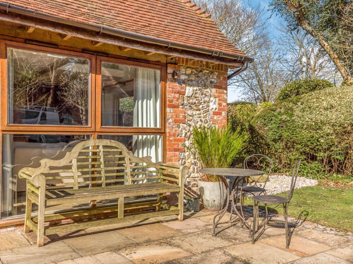 Pass The Keys Peaceful And Beautiful 1 Bedroom Barn Conversion Chichester Dış mekan fotoğraf